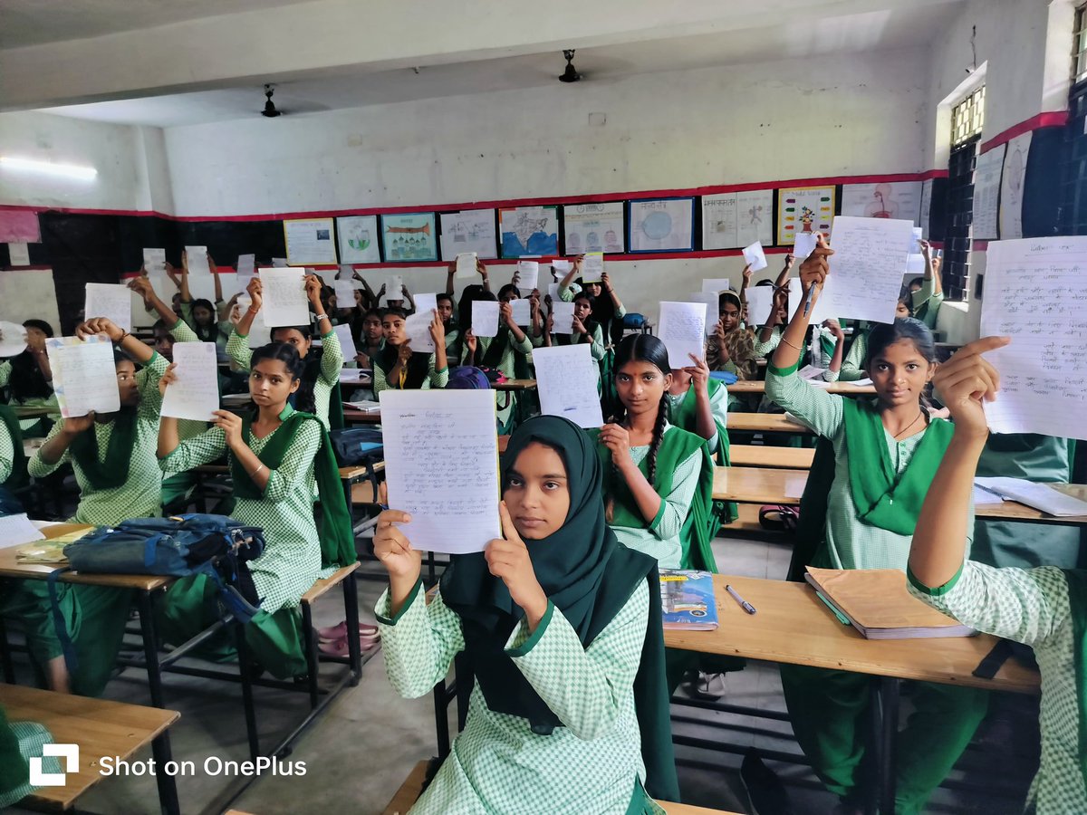 OMPRAKASHS41127's tweet image. +2 PROJECT GIRLS HIGH SCHOOL KODERMA 
#MummyPapaVoteDo 
#dckoderma