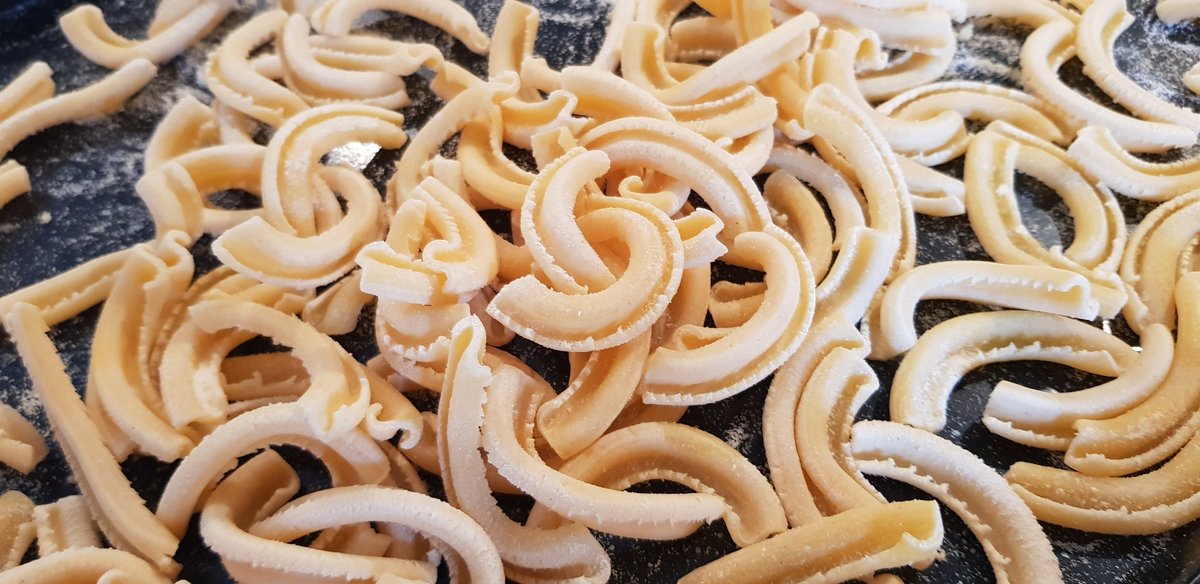 Jessasnomml's tweet image. Hausgemachte Casarecce mit einem schnellen Tomatensugo...mehr brauchts ned #italienisch #Nudelglück #Fimar