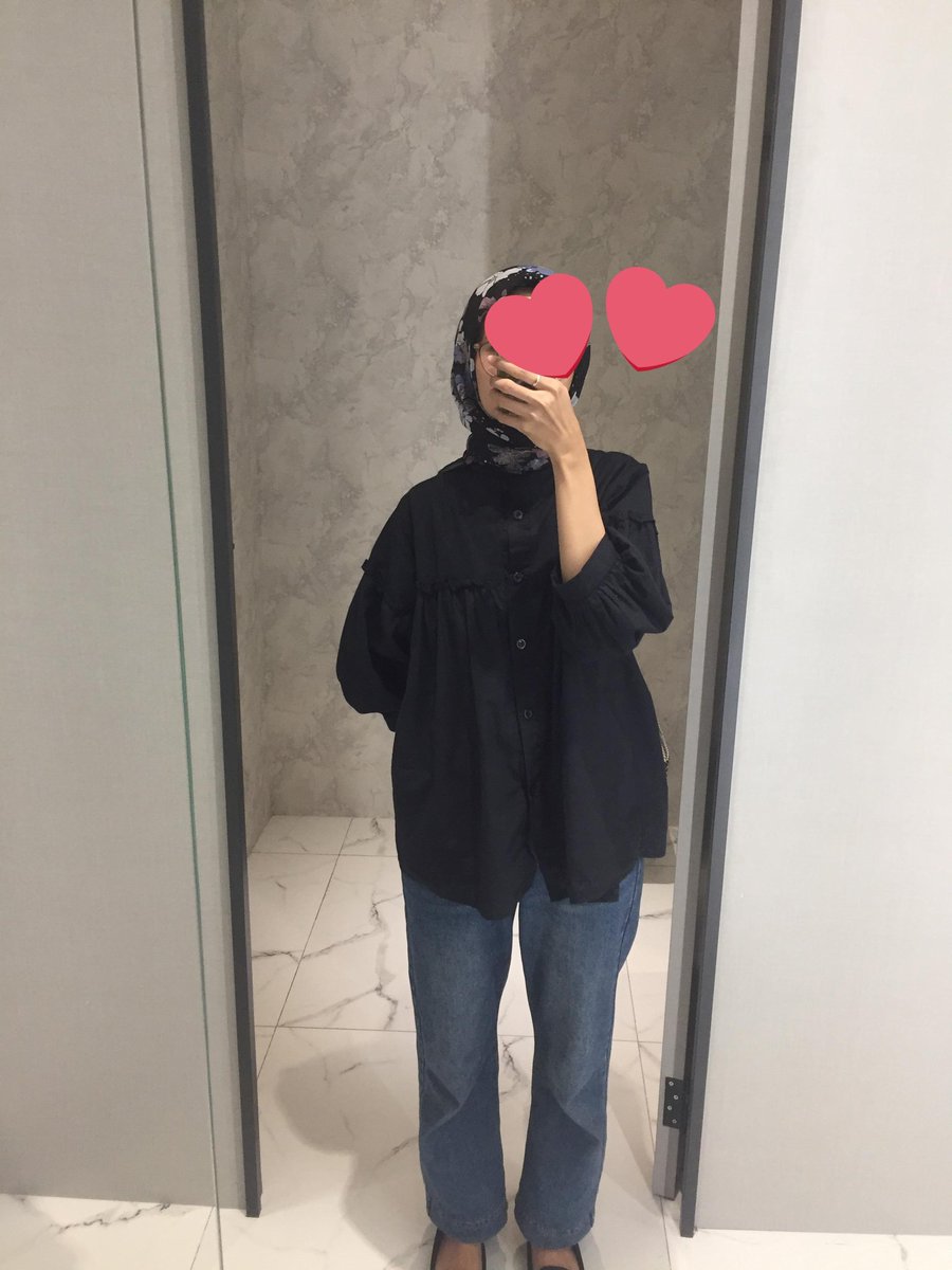 Misisjk1's tweet photo. @ohmy_beautybank Niii baju item rekomen si paling bagus cuma 60 ribuu
https://t.co/UNeX4TrJ9k https://t.co/MU8Ue4PVGx