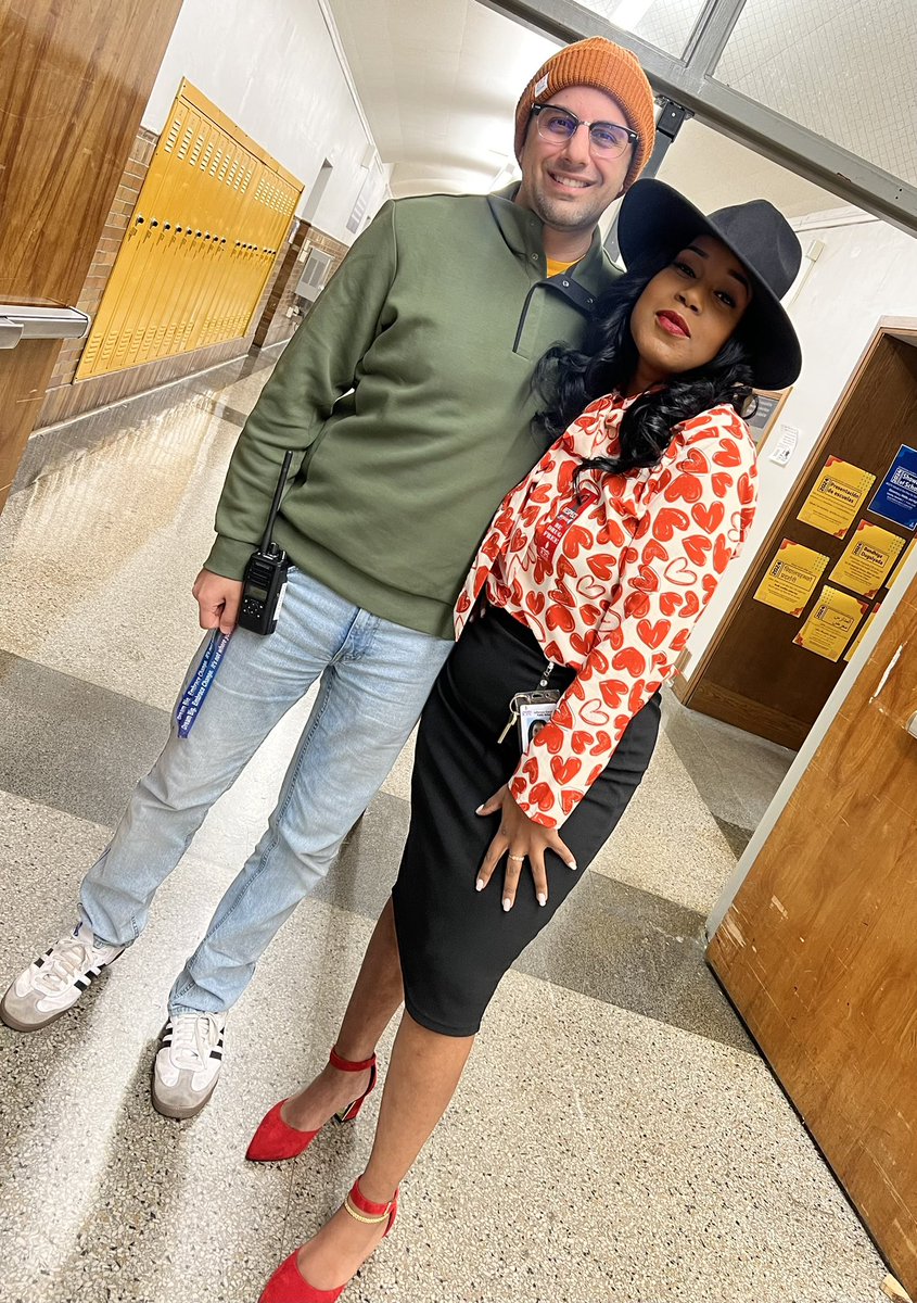 Master Jedi Ross π§ββοΈπ©πΎβπ« (@syfyross) on Twitter photo βPut A Cap On Drugsβ Hat π§’ day at Shawnee #REDRIBBONWEEK #DRUGFREEshawnee <a href="/JCPSKY/">JCPS</a> <a href="/JCPSDEP1/">JCPS Diversity, Equity, and Poverty Department</a> <a href="/exploreshawnee/">Explore Pathways at Shawnee MS</a> <a href="/ShawneeMS1/">Shawnee Middle School</a> <a href="/Sports_Shawnee/">Academy @ Shawnee Athletics</a> <a href="/AatS_Principal/">Hollie Harshaw-Smith</a> βPut A Cap On Drugsβ Hat π§’ day at Shawnee #REDRIBBONWEEK #DRUGFREEshawnee <a href="/JCPSKY/">JCPS</a> <a href="/JCPSDEP1/">JCPS Diversity, Equity, and Poverty Department</a> <a href="/exploreshawnee/">Explore Pathways at Shawnee MS</a> <a href="/ShawneeMS1/">Shawnee Middle School</a> <a href="/Sports_Shawnee/">Academy @ Shawnee Athletics</a> <a href="/AatS_Principal/">Hollie Harshaw-Smith</a>