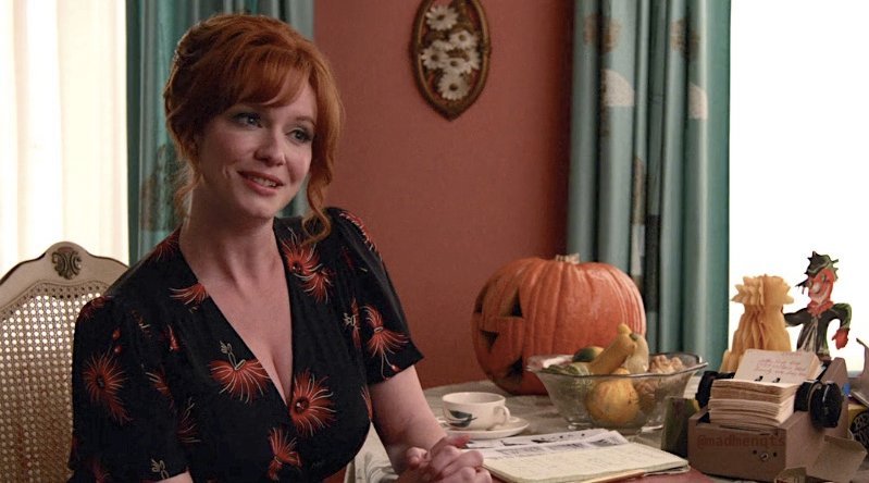 MadMenQts's tweet photo. #MadMen Halloween decor https://t.co/qU978A9G3g