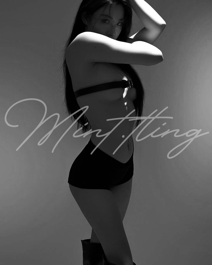ThuỳLinh🖤 tweet media