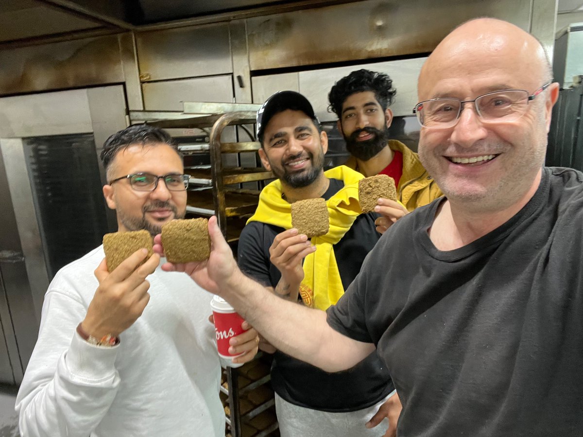 RedSquareBakery's tweet photo. First Batch of Powerflax Cookies by Dhillon Bakery in Surrey BC ( 19140 28th Ave) for London Drugs Order. 

Powerflax Cookie - 24 g Protein and 12 g Fiber and Loaded with 2 g Omega 3! 

Dhillon Bakery Has Partnered with Red Square Bakery! https://t.co/aif3FgeMLd