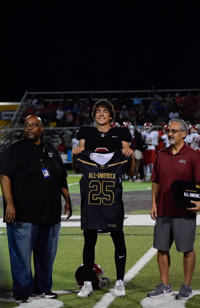 Henry Searcy (@henrywsearcy) on Twitter photo Last Friday I got presented my UA All-American Jersey! <a href="/KohlsSnapping/">Kohl's Snapping Camps</a> <a href="/LeadTimberwolf/">Joseph L. Burgess</a> <a href="/UANextFootball/">All-America Game</a> Last Friday I got presented my UA All-American Jersey! <a href="/KohlsSnapping/">Kohl's Snapping Camps</a> <a href="/LeadTimberwolf/">Joseph L. Burgess</a> <a href="/UANextFootball/">All-America Game</a>