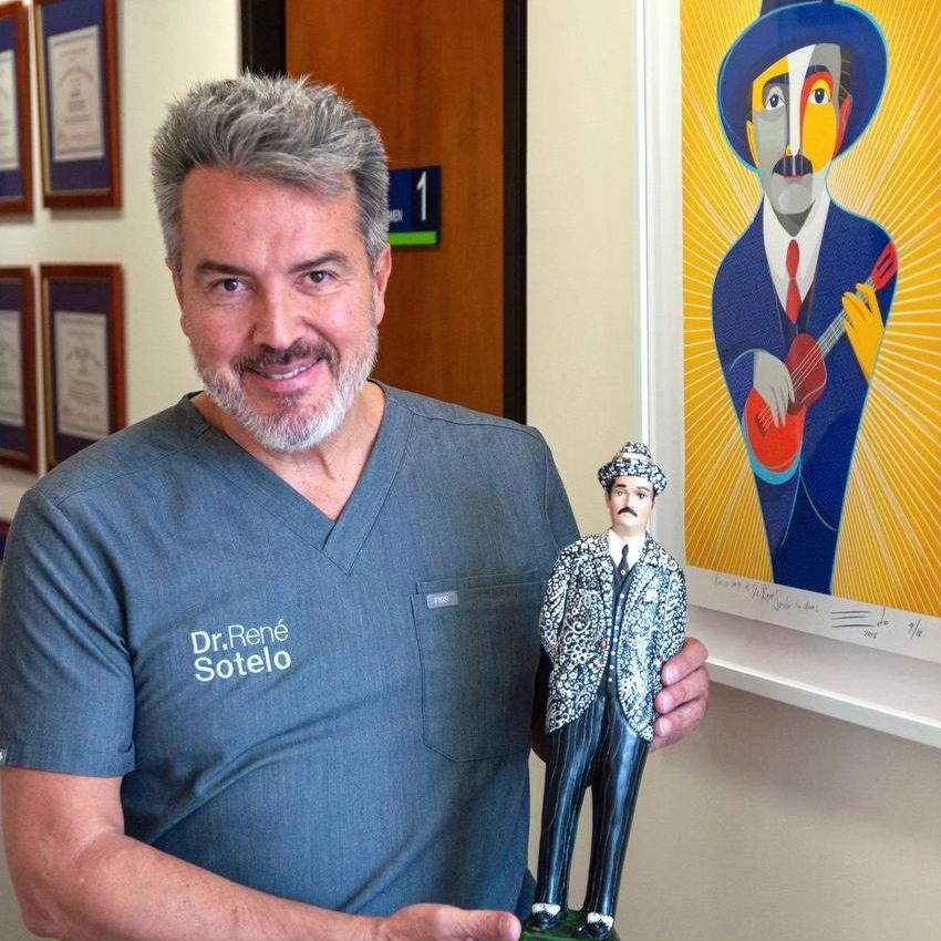 Doctorasotelo's tweet photo. Hoy celebro su compañía todos los días
Todos lo conocen como el "venerable", como el médico de los pobres. Recientemente, como "el beato" que camina hacia la santidad. https://t.co/7aHFvTyJDg