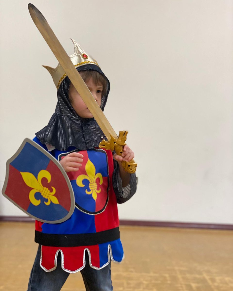 Fun was had in our early years kings and queens / Halloween week!
Every week we have a new theme! 
Our Early Years sessions are for 4 - 6 year olds! £25 for half a term for new members! SIGN UP FOR FREE TRIAL VIA OUR WEBSITE
ww.centralyouththeatre.org 🤩