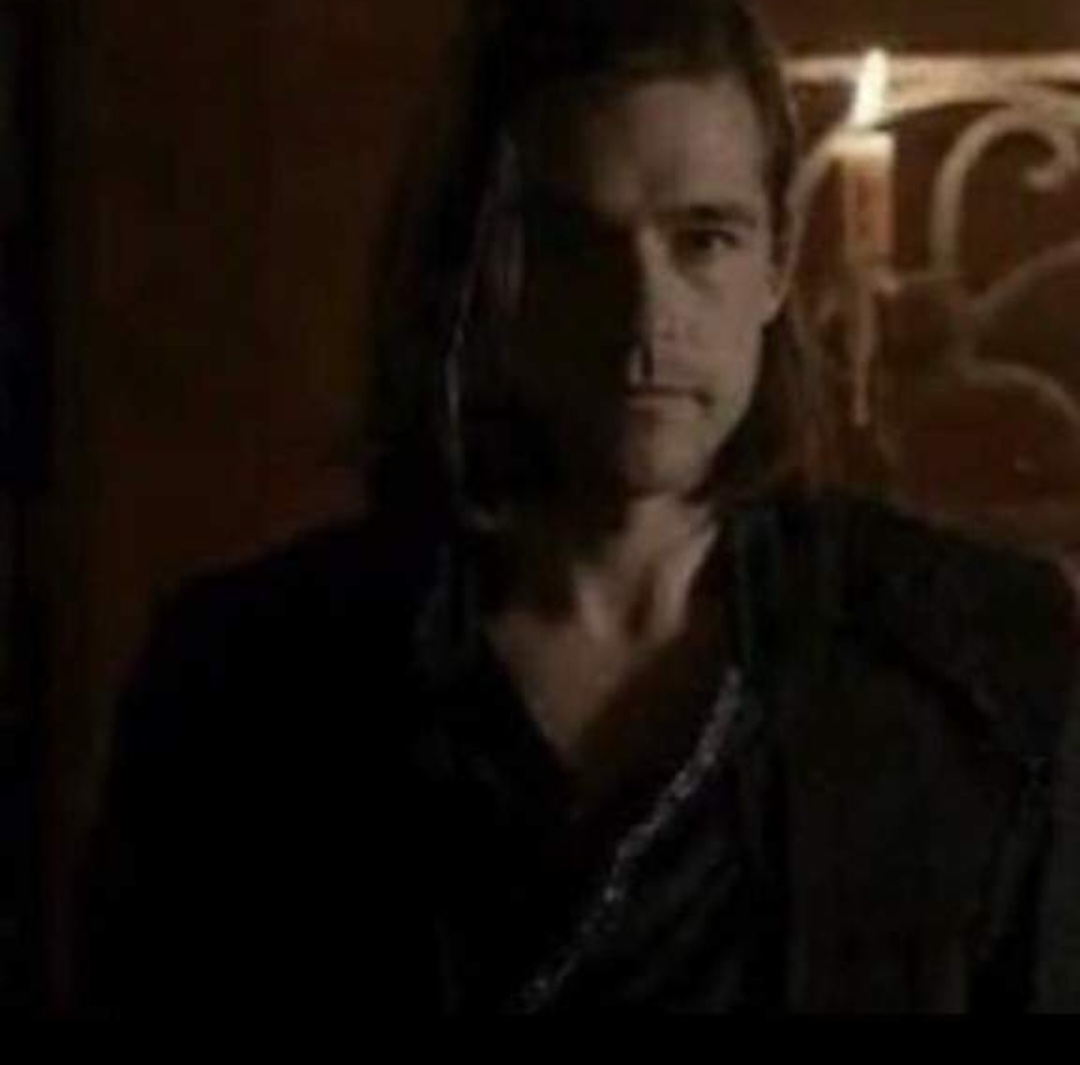 LunaRedferne_'s tweet photo. #MCM to this handsome guy --@ofhisvampways12 :)🩵 https://t.co/ODXbIQNMgQ