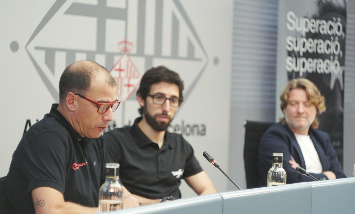 BCN Esports (@bcn_esports) on Twitter photo <a href="/bcn_triathlon/">Challenge Barcelona Triathlon</a> 🤝 Triatló Sense Fronteres: el Challenge Barcelona Triathlon aposta per la inclusió amb un programa adaptat per a esportistes amb necessitats especials.
Un projecte possible gràcies a la col·laboració de la <a href="/FundaciolaCaixa/">Obra Social la Caixa</a> i la <a href="/acellfederacio/">Federació ACELL</a> <a href="/bcn_triathlon/">Challenge Barcelona Triathlon</a> 🤝 Triatló Sense Fronteres: el Challenge Barcelona Triathlon aposta per la inclusió amb un programa adaptat per a esportistes amb necessitats especials.
Un projecte possible gràcies a la col·laboració de la <a href="/FundaciolaCaixa/">Obra Social la Caixa</a> i la <a href="/acellfederacio/">Federació ACELL</a>