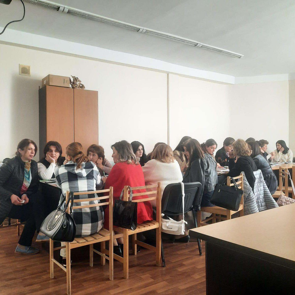 Proud to announce that we’ve trained 120 Armenian teachers this year! ✨

Two training sessions equipped teachers with new strategies for reading comprehension &amp; professional development. 🇦🇲🇪🇪

Learn more about #ESTDEV's work: estdev.ee/en/articles/es…

#FromThePeopleOfEstonia