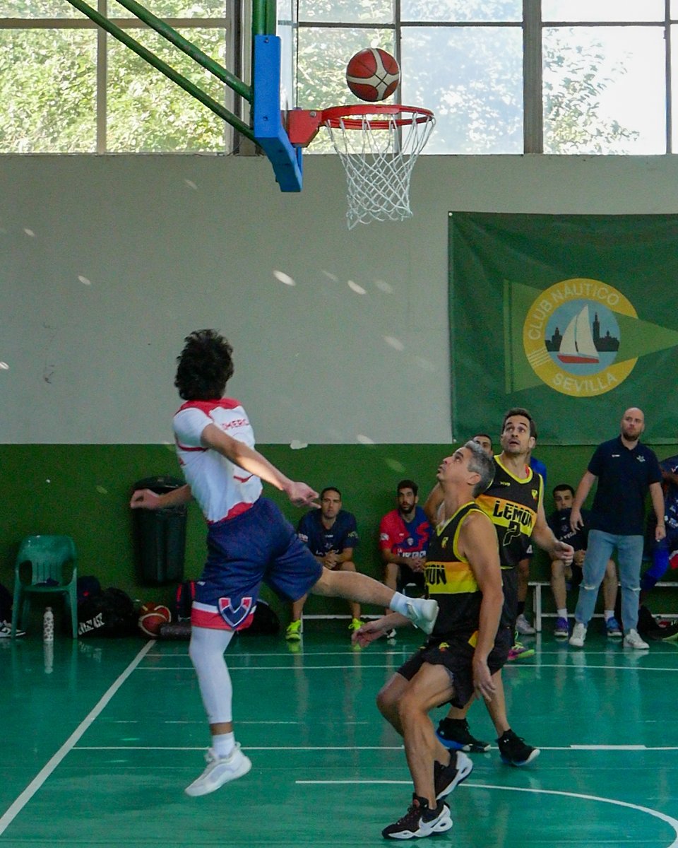 CB La Vega tweet media