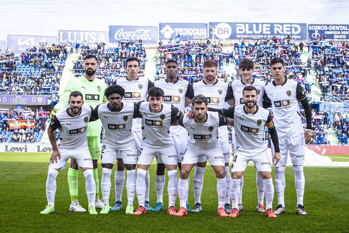 Hugo Duro (@hugoduro14) on Twitter photo Nos quedamos muy cerca de la victoria. Hay que prepararse ya para los partidos que vienen y sacar esto adelante juntos entre todos 🦇 <a href="/valenciacf/">Valencia CF</a> ➡️ bit.ly/4hkaeHt #AmuntValencia Nos quedamos muy cerca de la victoria. Hay que prepararse ya para los partidos que vienen y sacar esto adelante juntos entre todos 🦇 <a href="/valenciacf/">Valencia CF</a> ➡️ bit.ly/4hkaeHt #AmuntValencia