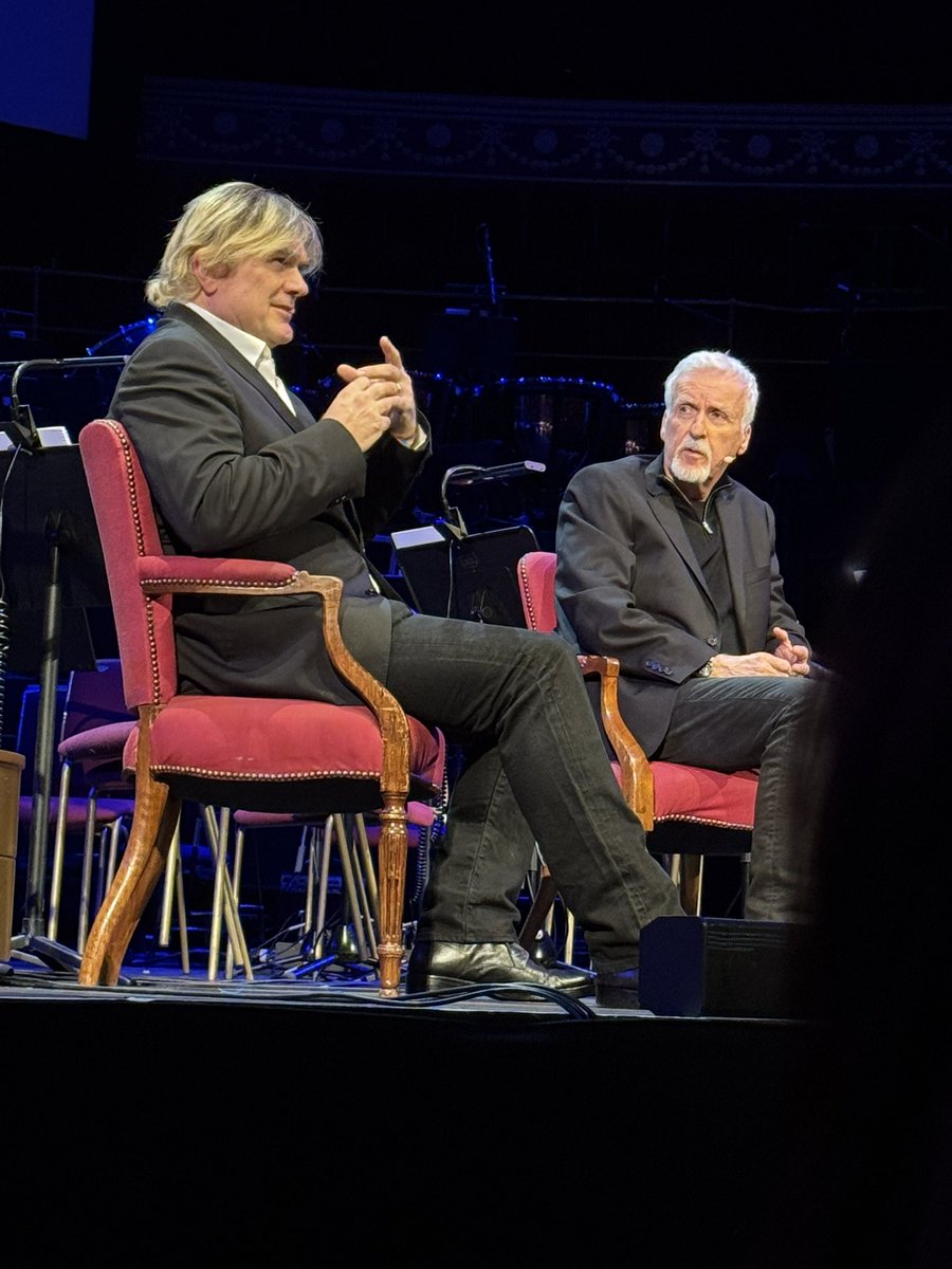 Conor_Meechan's tweet image. #AvatarLiveinConcert - another stellar night at the Royal Albert Hall in the company of @JimCameron and @simonfranglen. The final hour the orchestra is playing virtually non-stop. Thanks all for a fantastic night!