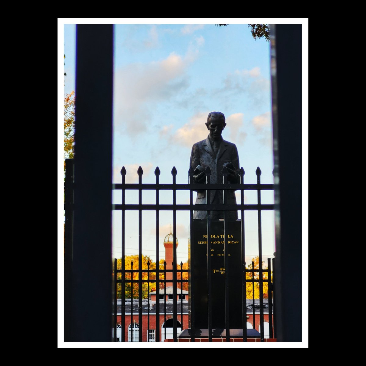 travis_evelyn's tweet photo. 🥀Nikola Tesla🥀 https://t.co/oGKUnUpTMO