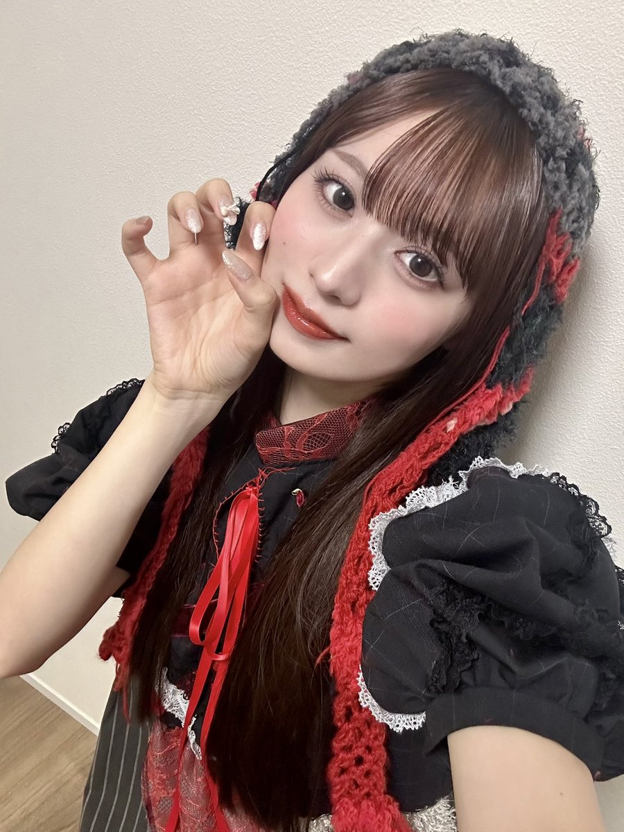 オンライン特典会ありがとうございました🧟‍♀️♡ 沢山お名前カキカキ