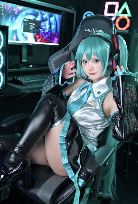 Twitterのコスプレ画像29