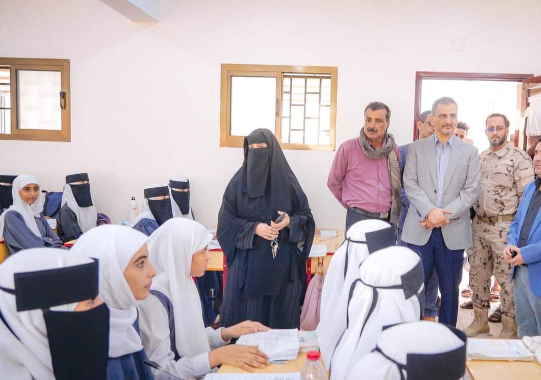 Saleh_AlObaidii's tweet photo. لملس يقرَّ زيادة 30 ألف ريال شهرياً زيادة فوق راتب المعلمين في جميع مديريات العاصمة عدن

فيك الخير يا أبا محمد @AhmedLamlas 

عقبال باقي المحافظات يارب https://t.co/K8yDgWvjQO