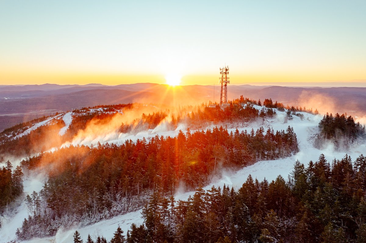 sundayriver's tweet photo. All gas. No brakes. https://t.co/AOtu09cwXL