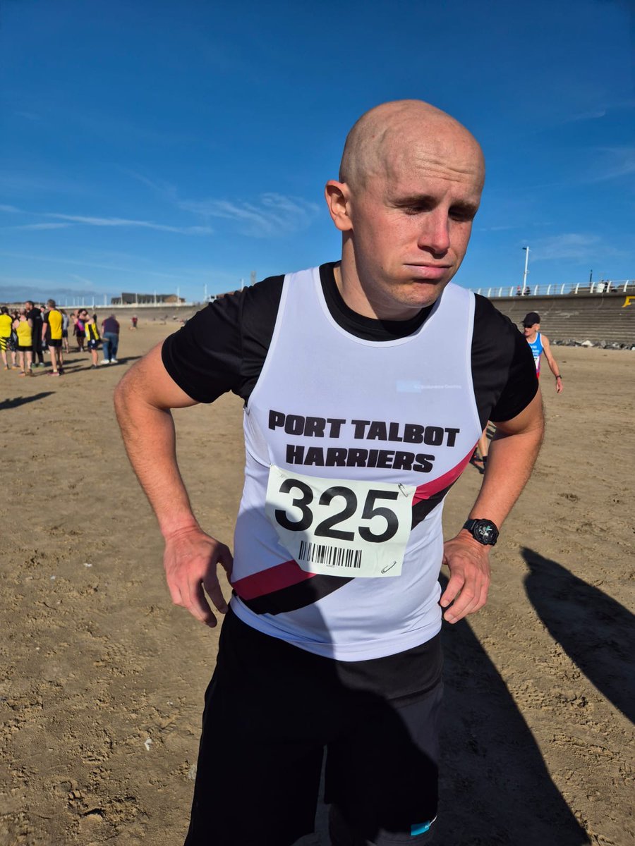 Academy_UWTSD's tweet image. Congrats to Jordan &amp;amp; Aimee who represented their clubs at Sunday's #westglamxc.  A tough course taking them across the beach...at least the sun was shining!  Next is #crosschallenge &amp;amp; #morunning 10K, at Llandaff fields/Bute, Cardiff 9th November, good luck to those competing 🏃‍♂️🏃