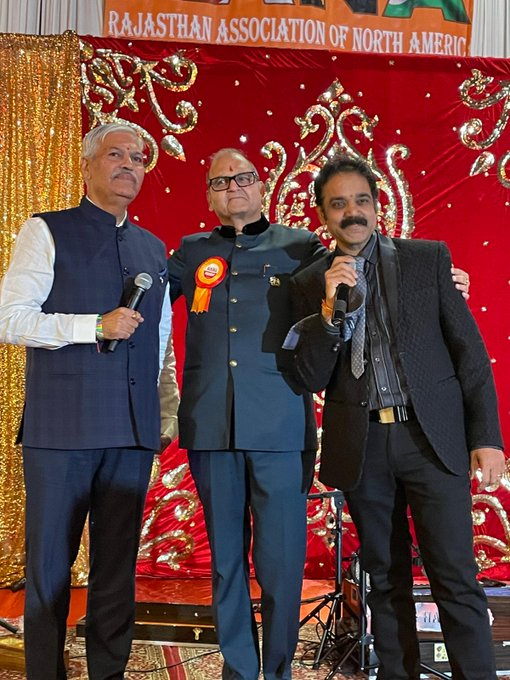 1stIndiaNews's tweet photo. RANA के दीप महोत्सव में दिखी लोक संस्कृति की झलक 

अमेरिका में दीप महोत्सव ने बिखेरी लोक संस्कृति की छटा, रविवार को न्यूयॉर्क में आयोजित हुआ RANA का भव्य दीप महोत्सव.... 

#FirstIndiaNews #FirstIndiaNews @PremBhandariNYC @PMOIndia @RajCMO @MEAIndia @IndiainNewYork @KumariDiya @IndiainDRC @BhajanlalBjp @gssjodhpur