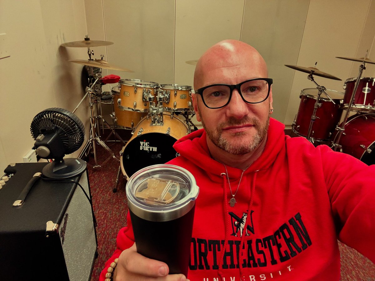 Zeke Martin (@zzmartin) on Twitter photo Monday teaching reppin @northeastern 
#coffee #drumlessons #drumgroove #workingmusician #myonlyfan Monday teaching reppin @northeastern 
#coffee #drumlessons #drumgroove #workingmusician #myonlyfan