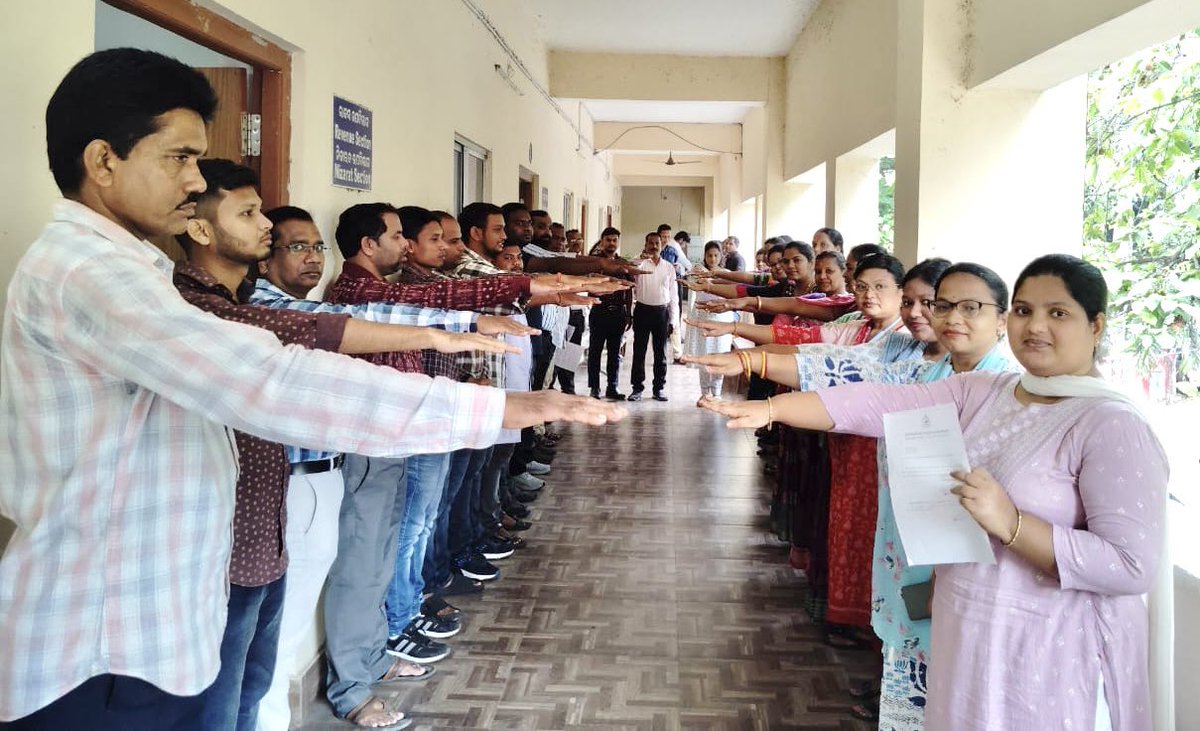 Sub-Collector & SDM Sadar Sambalpur tweet media