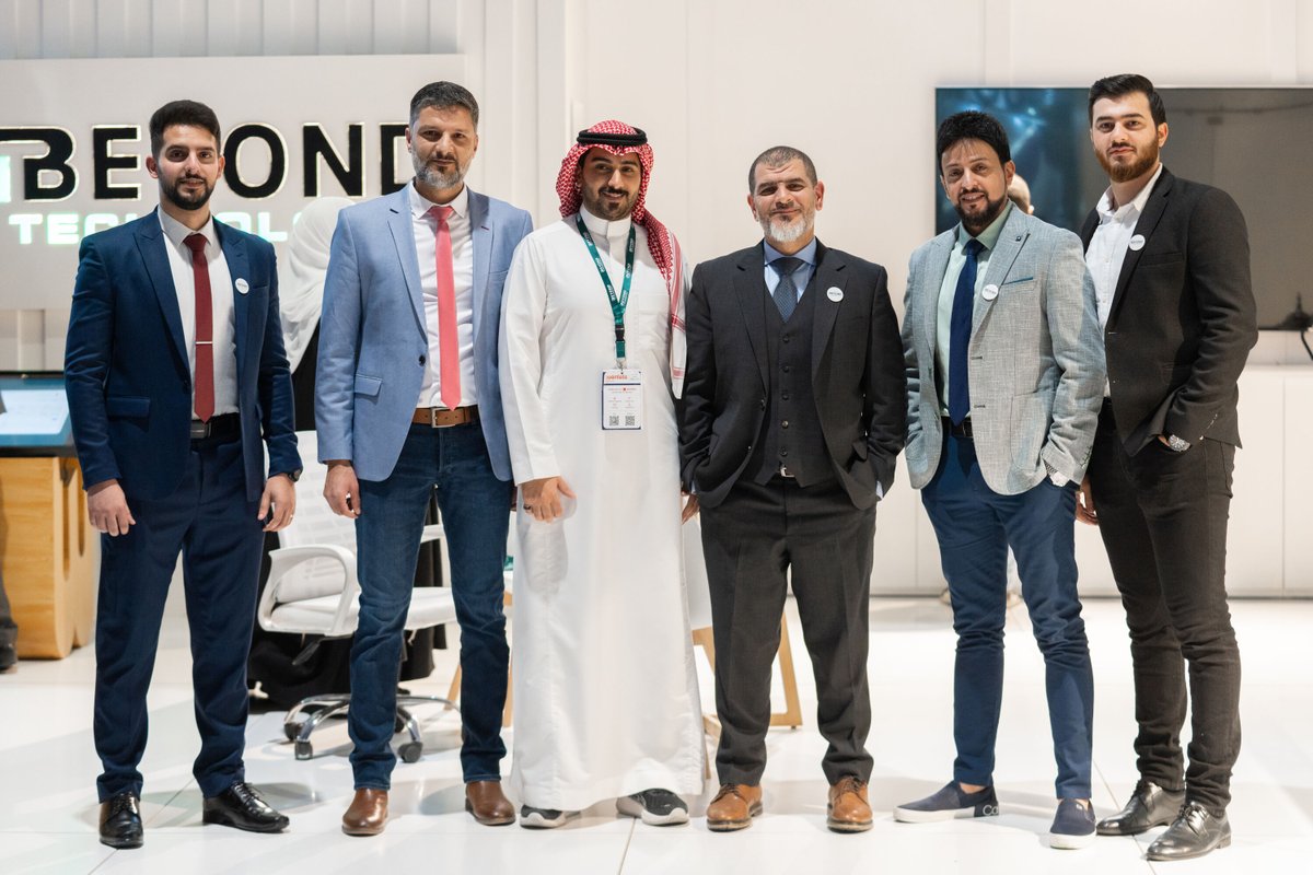 beyondtechksa's tweet image. جانب من مشاركتنا في معرض @seamlessMENA اليوم الثالث والأخير 
سعدنا باستقبال الزوار واستعراض حلولنا الرقمية 

#Beyondtechnology  #seamless #SeamlessKSA #Seamless2024 
#بيوند_تكنولوجي #سيملس #التجارة_الرقمية
