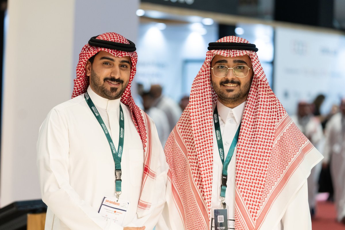 shopszesa's tweet image. جانب من مشاركتنا في معرض @seamlessMENA  اليوم الثالث والأخير 
سعدنا باستقبال الزوار واستعراض حلولنا الرقمية 

#Beyondtechnology #Seamless #SeamlessKSA #Seamless2024 #Shopsze
#بيوند_تكنولوجي #سيملس #التجارةالالكترونية