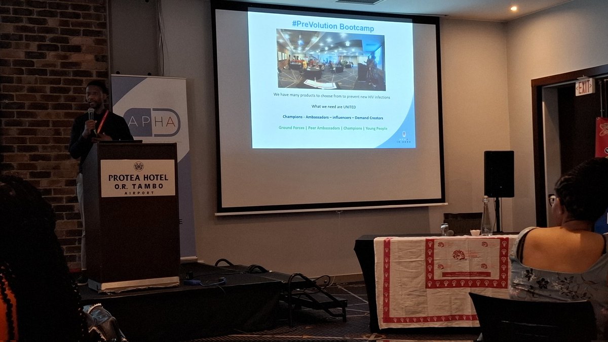 apha_sa's tweet image. Ntando Yola, APHA co-founder and our Community Engagement Director, sharing insights on the impactful work we do at APHA and guiding our participants to understand our mission better.

#PreVolutionBootcamp
#APHA 
#APHA