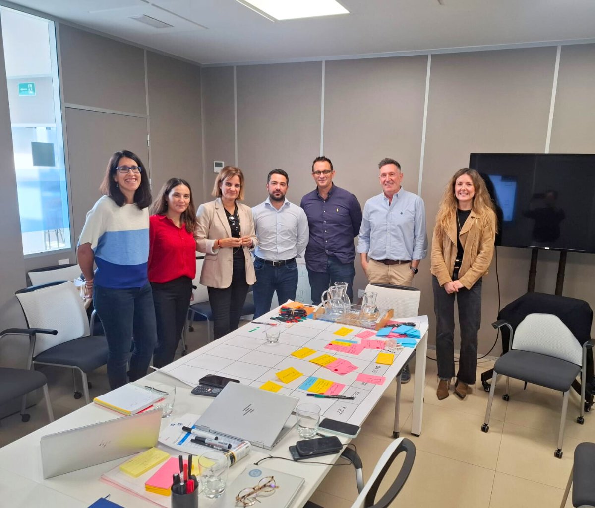 SENTIATECH (@sentiatech_) on Twitter photo 🔬 Comenzamos la agenda estratégica de contaminantes #emergentes de <a href="/sentiatech_/">SENTIATECH</a>
El pasado 24 de octubre en las instalaciones de <a href="/LABAQUA/">LABAQUA</a> en <a href="/AlcAtalayas/">Atalayas_ALC</a>, Alicante, los responsables técnicos del GT5 de <a href="/sentiatech_/">SENTIATECH</a> se reunieron para definir su hoja de ruta de #investigación.
⬇️ 🔬 Comenzamos la agenda estratégica de contaminantes #emergentes de <a href="/sentiatech_/">SENTIATECH</a>
El pasado 24 de octubre en las instalaciones de <a href="/LABAQUA/">LABAQUA</a> en <a href="/AlcAtalayas/">Atalayas_ALC</a>, Alicante, los responsables técnicos del GT5 de <a href="/sentiatech_/">SENTIATECH</a> se reunieron para definir su hoja de ruta de #investigación.
⬇️