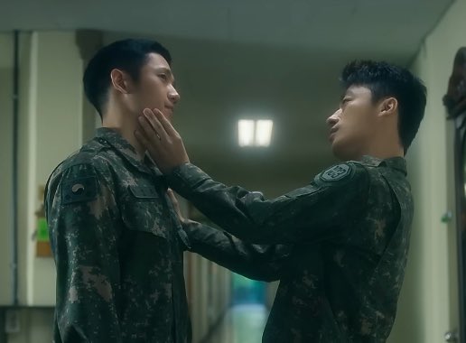 디피썅년들아너네군인이야게이야!!!!!!!!!
                                                    커플..♡          
군인이잖아!!!!지금니네가씨발게이처럼대하고있잖아!!다시묻는다 니네군인이야게이야
                                                    군인?..♡
커플이잖아!!!!!!!!!!!!!!!!!