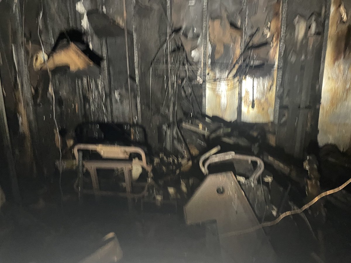 RestoreChicago's tweet image. Experiencing a fire can be devastating. In the aftermath, it's crucial to make informed decisions when it comes to hiring a company to handle the restoration. We’ve been restoring homes for 40+ yrs. Trust Restore to rebuild your home.  #hoffmanestates #chicagoagent #chicagofire