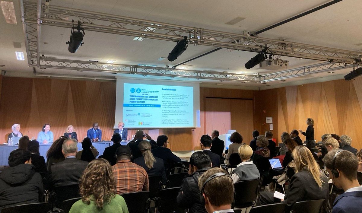 On Friday, at joint #MOP10 side event on #transboundarydatasharing and #waterandpeace together with Slovenia 🇸🇮, Switzerland🇨🇭 and Senegal🇸🇳 discussed different cases of data-sharing and how reliable data is crucial for trust, and vice versa, trust is needed for data-sharing.