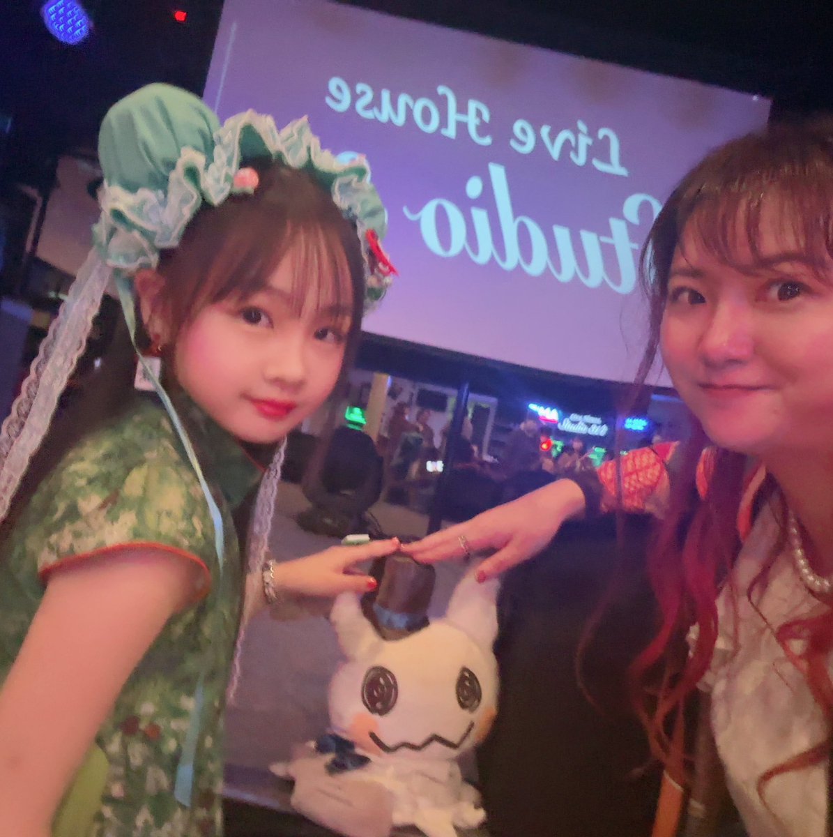 nijioshi_POP's tweet photo. #にじ推しぽっぷ　vol.2
ありがとうございました🌈🫶🏻´-
可愛いかっこいい面白い楽しいが詰まったパフォーマンス、お客様も盛り上がってくれてにんまり🥰
vol.3は来年4月に開催予定です🗓️✨
どんどん進化して、いつか満員にするぞ！ついてこ〜い💫
皆様本当にありがとうございました🙇‍♀️💓
主催　藍川美彩 https://t.co/4RunqiucLB