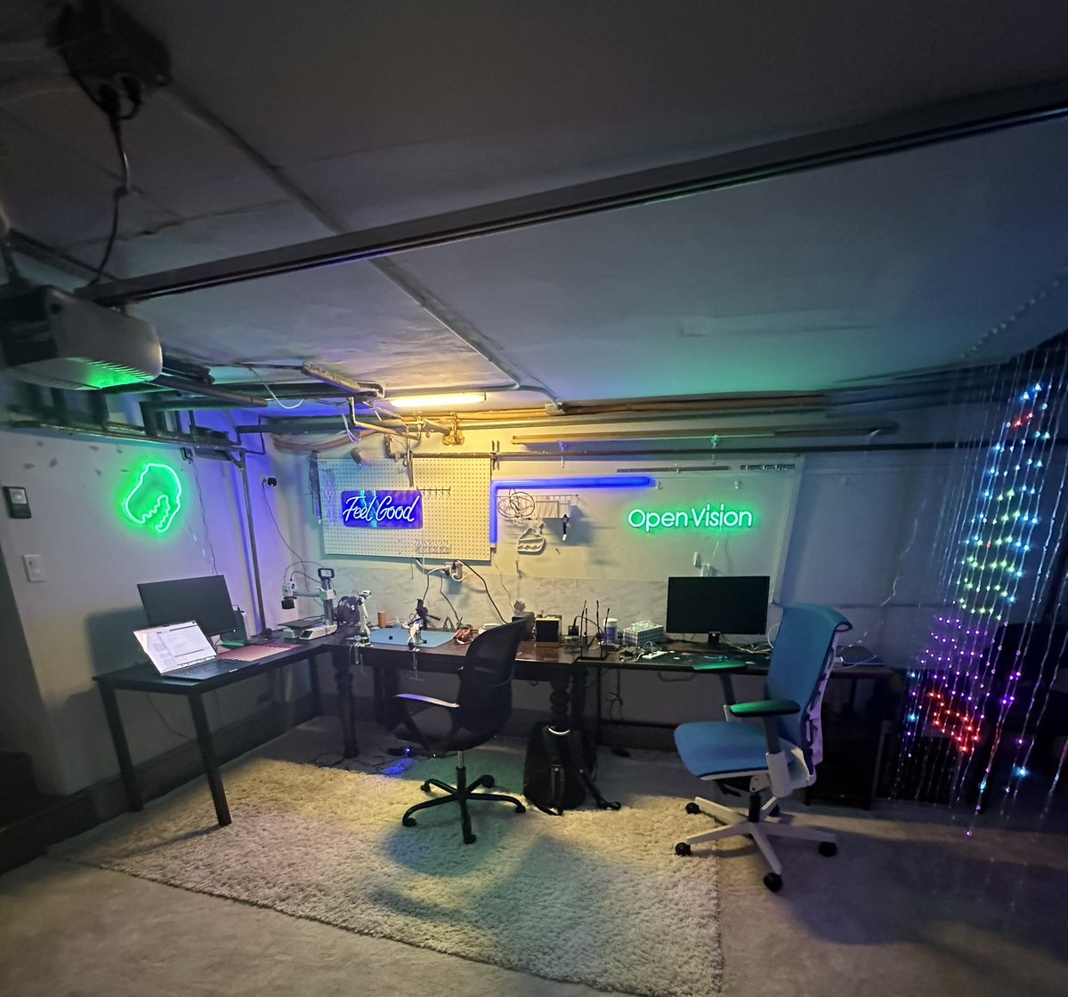 Life Update: A garage in SF, AI hardware, and an obsession with first principles. The adventure begins  @OpenVisionEng 

AI Wearables are the Future of Personal Computing

Our mission at OpenVision Engineering is singular: to bring AI wearables from an idea to reality.