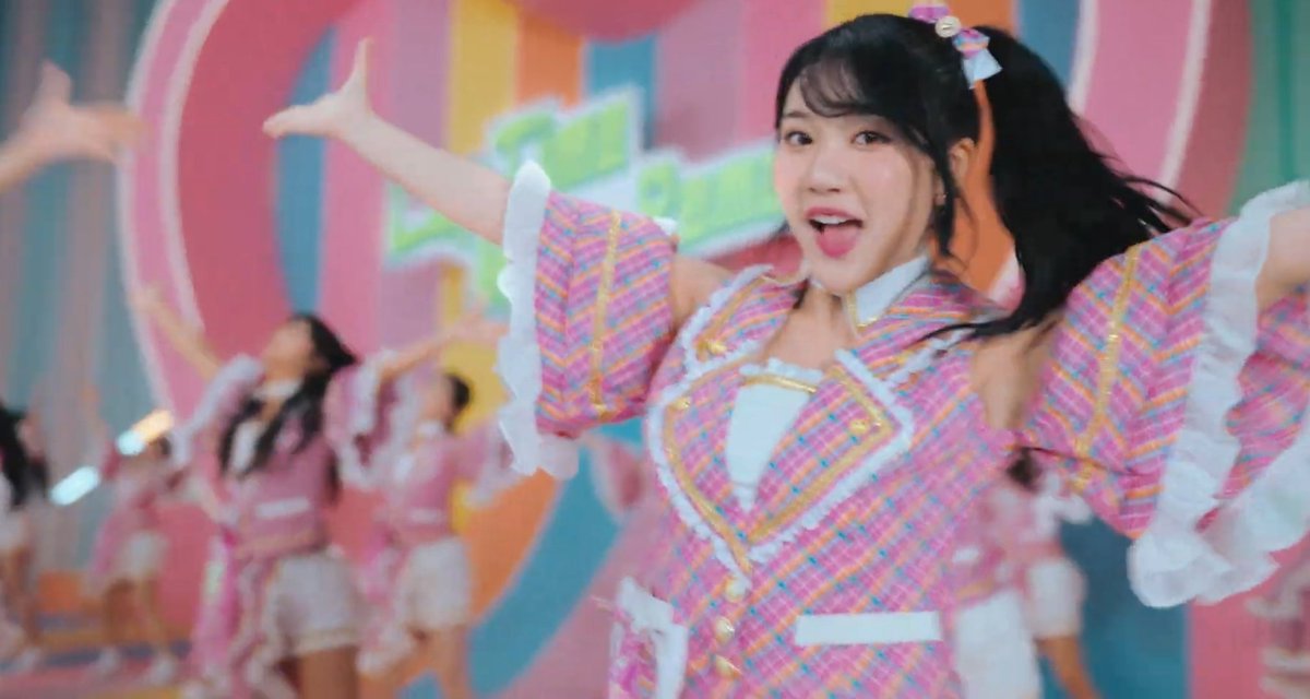 ryhnfdlh's tweet photo. "cintalah yang membuat ku terus berlari
aku pun bergegas seperti ini karena suka"
@L_MarshaJKT48 💘
#RunMarshaRun https://t.co/tfXbNOUDne