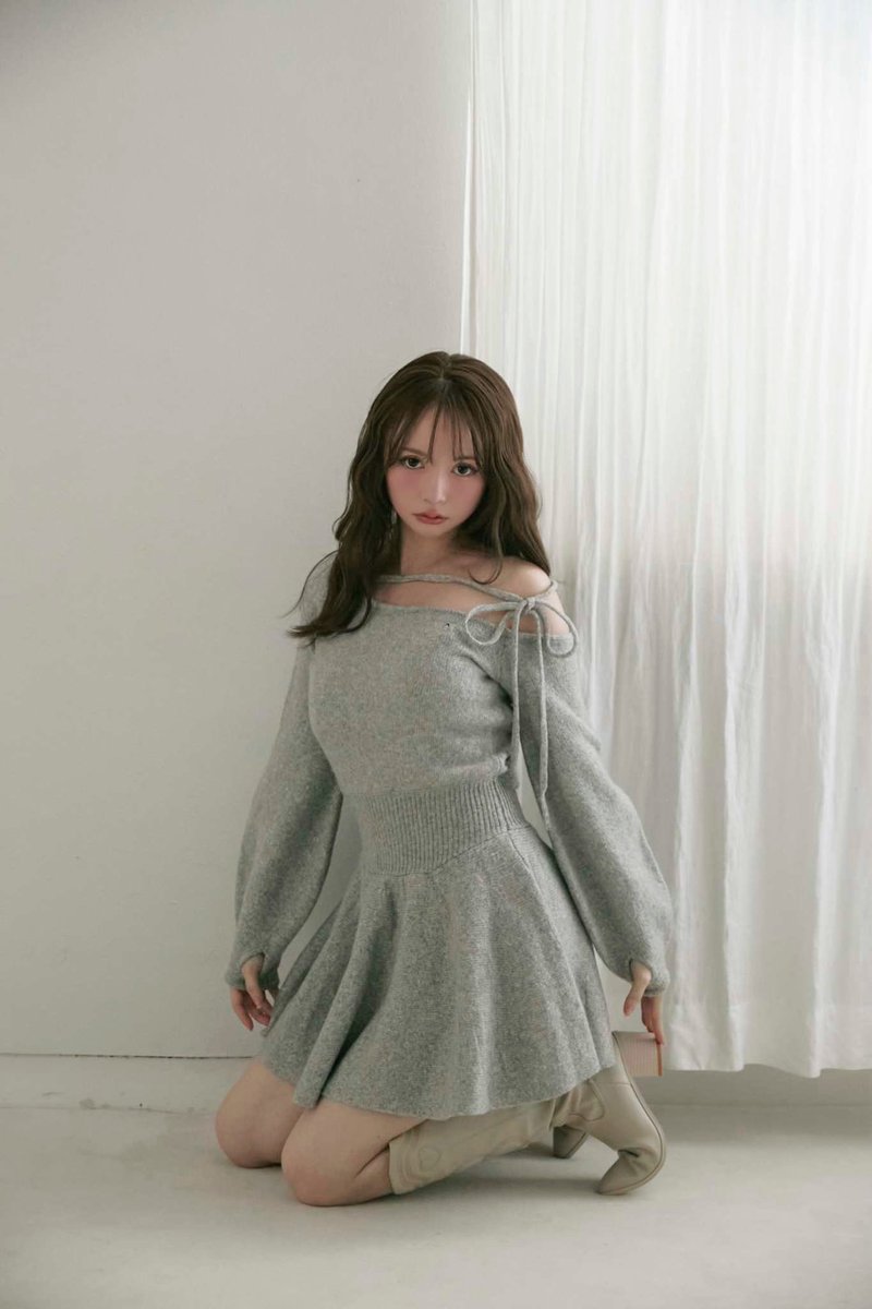 ワンピース andmary Rhoda flare mini dress black Rhoda flare mini dress color gray/black ¥13200-tax in デコルテから