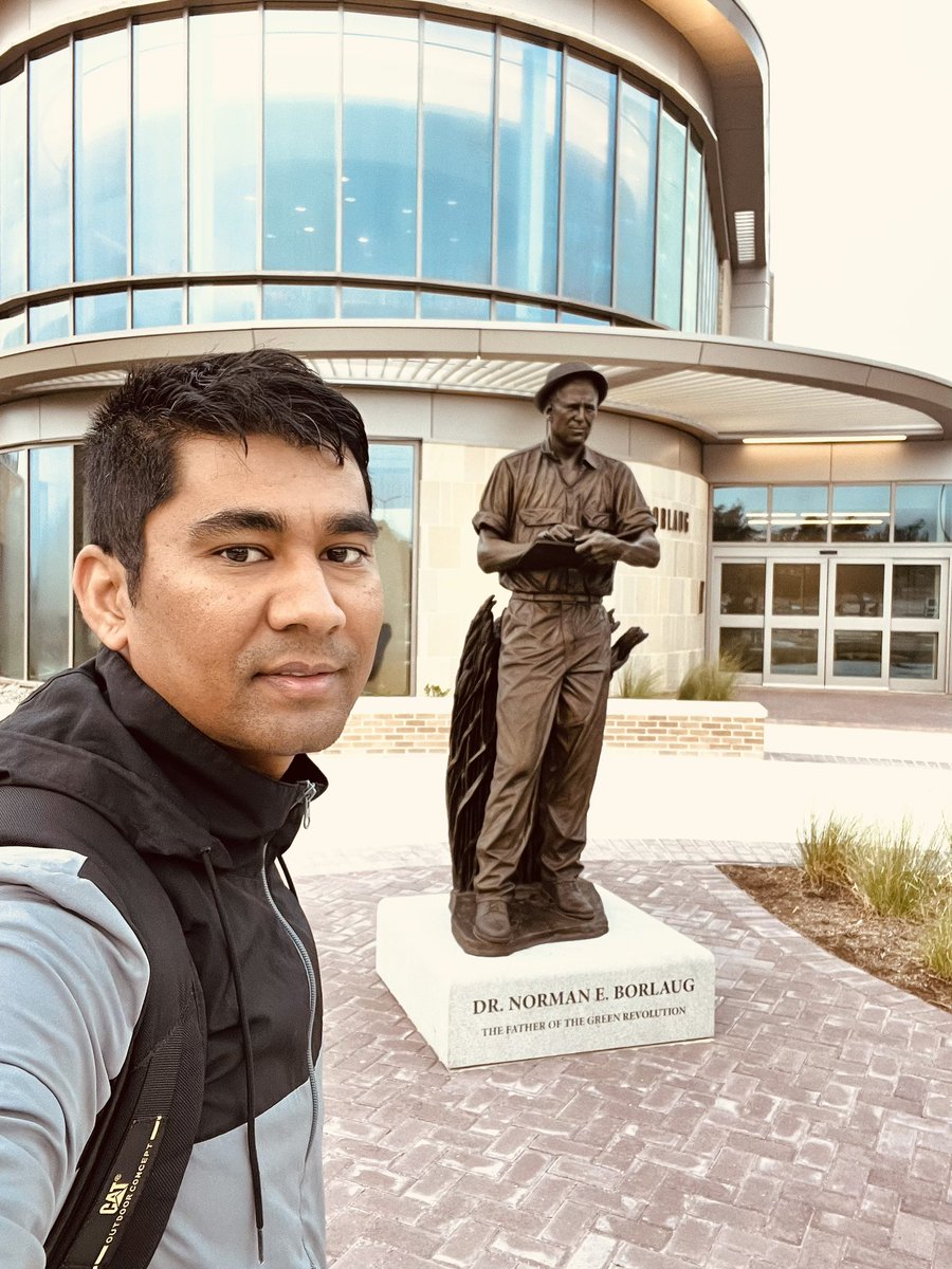 Jeewan Pandey (@yourjeewan) on Twitter photo Passing by the Norman Borlaug statue (The Father of Green Revolution) infront of the the newly inaugurated Institute for Health <a href="/iha_tamu/">Institute for Advancing Health Through Agriculture</a> . 🎉
Institute will focus on nutrition, food insecurity, precision nutrition and responsive agriculture.
#PlantScience #PlantBreeding Passing by the Norman Borlaug statue (The Father of Green Revolution) infront of the the newly inaugurated Institute for Health <a href="/iha_tamu/">Institute for Advancing Health Through Agriculture</a> . 🎉
Institute will focus on nutrition, food insecurity, precision nutrition and responsive agriculture.
#PlantScience #PlantBreeding