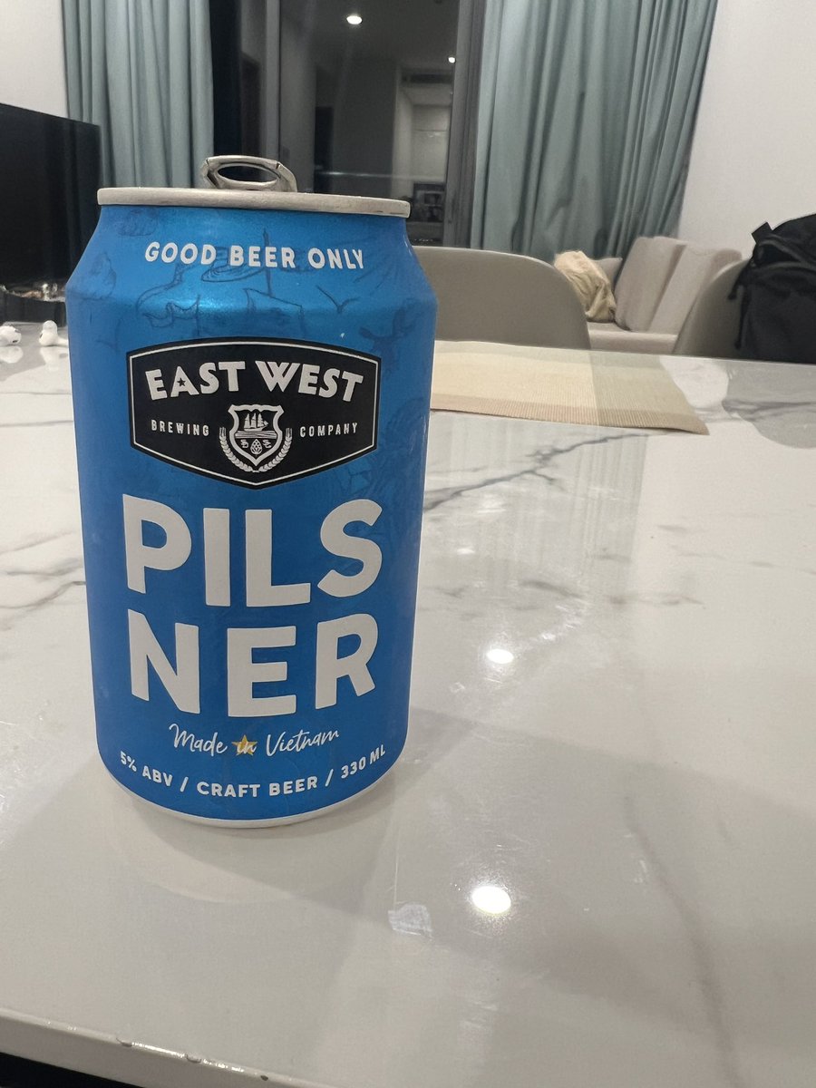 雨の日は豚を煮たり、ラーメンに凝ってみたりするといいですネ。いままでチャーシュー作るの結構大変だと思ってだけど、こりゃ意外と簡単だけど奥が深いハマる男子たちが居るのも分かるワイ。ピルスナー美味しい🍺