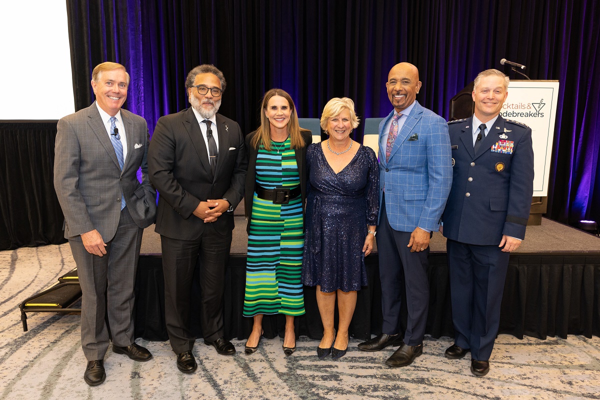 LTG William J. Hartman (@cybercom_dirnsa) on Twitter photo Partnerships allow <a href="/US_CYBERCOM/">U.S. Cyber Command</a> and <a href="/NSAGov/">NSA/CSS</a> to learn together, stay agile, and outmaneuver our adversaries. With teammates like <a href="/ONCD/">White House Office of the National Cyber Director</a> and our academic and industry partners, we are stronger together. Thank you to <a href="/NCFcyber/">National Cryptologic Foundation</a> and <a href="/INSAlliance/">INSA</a> for inviting us to speak. Partnerships allow <a href="/US_CYBERCOM/">U.S. Cyber Command</a> and <a href="/NSAGov/">NSA/CSS</a> to learn together, stay agile, and outmaneuver our adversaries. With teammates like <a href="/ONCD/">White House Office of the National Cyber Director</a> and our academic and industry partners, we are stronger together. Thank you to <a href="/NCFcyber/">National Cryptologic Foundation</a> and <a href="/INSAlliance/">INSA</a> for inviting us to speak.