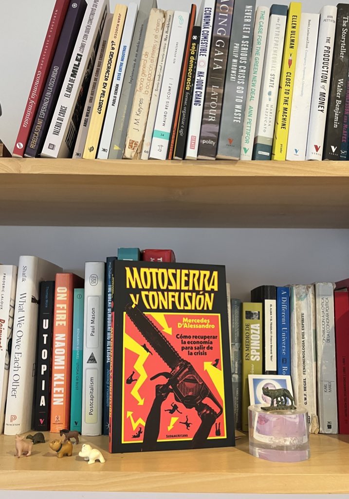dalesmm's tweet image. MOTOSIERRA Y CONFUSIÓN
Mi nuevo libro ya existe. Crisis de magnitudes bíblicas, un viaje al pasado, otro al futuro, desafíos ineludibles, chismes y lágrimas de zurda.
Desde este viernes en librerías 🔥
