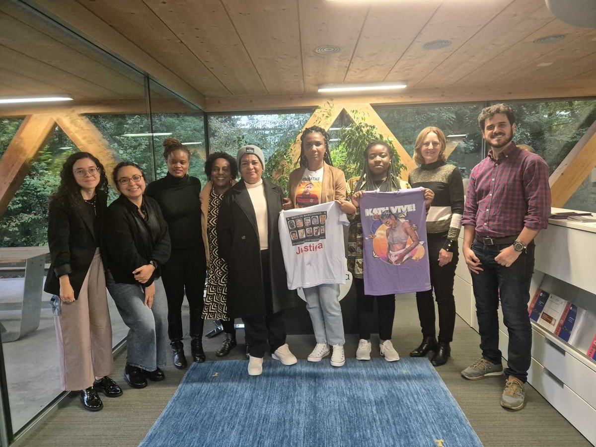 apt_geneva's tweet image. We were honored to have the visit of prominent activists and organizations addressing #racism and #humanrights violations in #lawenforcementagainst Afro-descendants. Mães de Manguinhos, @coalizaonegra, @UNARC_global and Race &amp;amp; Equality inspire and are pivotal in #Brazil.