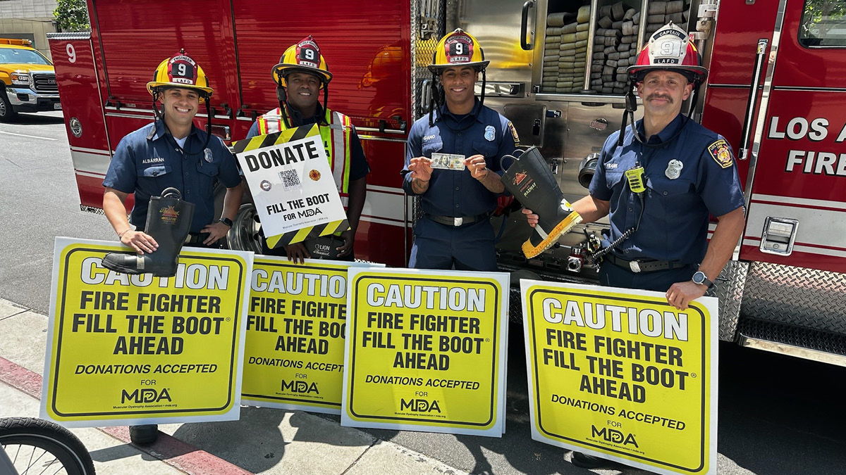 MDAorg's tweet image. 🚒 On #NationalFirstRespondersDay, we proudly honor our 70-year partnership with the @IAFFofficial  through the iconic #FillTheBoot program! Thank you for your unwavering dedication! 💙💛