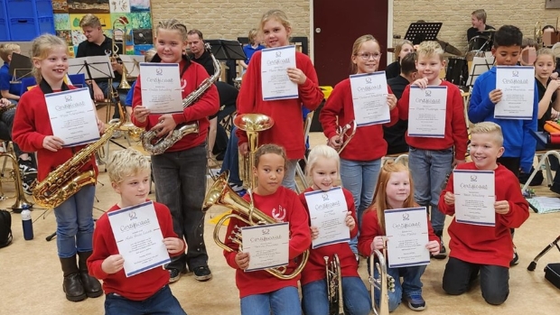 MusicKids van AMDG Beilen ontvangen certificaat -  veldenkrant.info/l/88165