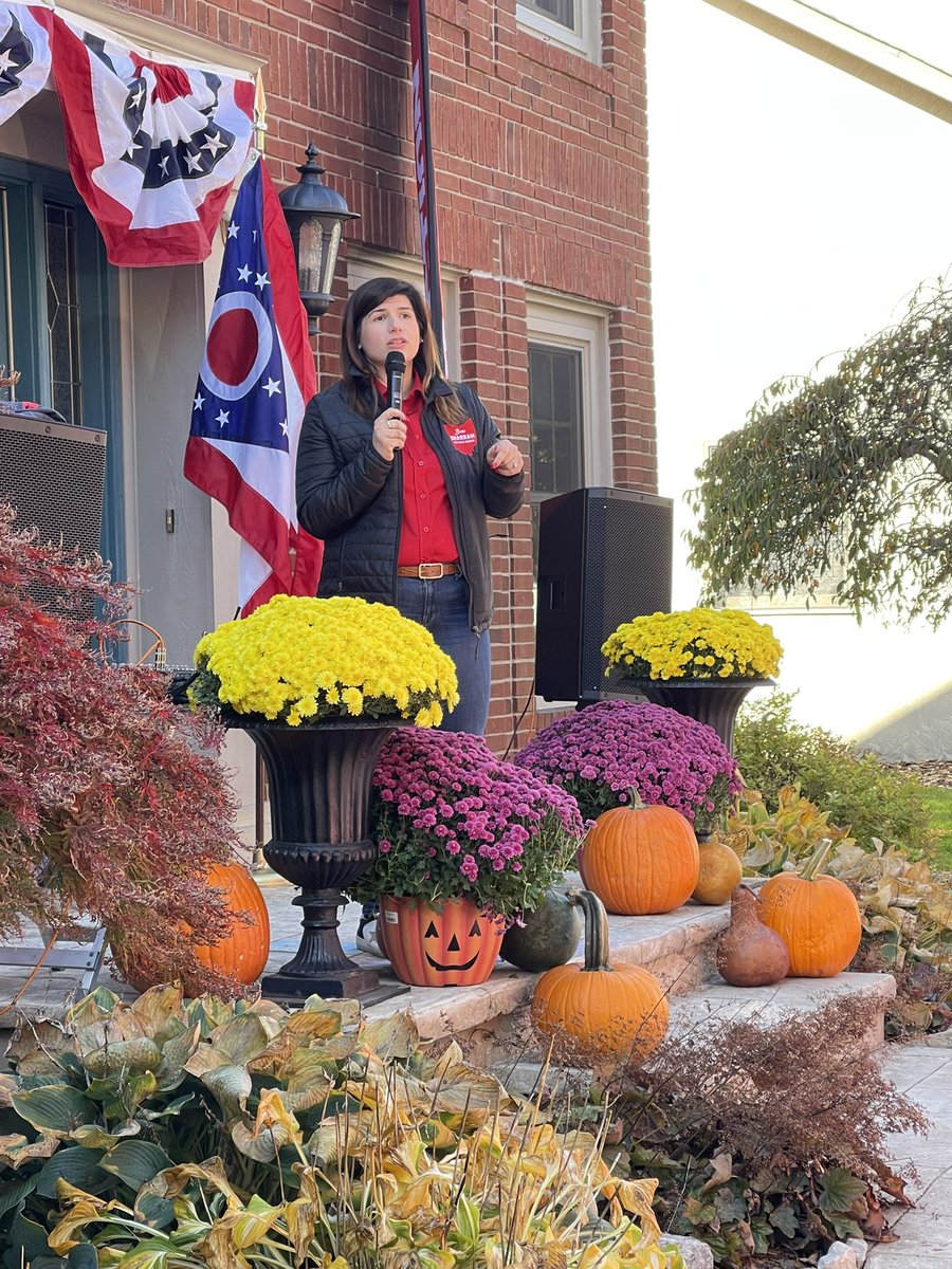 Meredith4OH's tweet image. Bernie, Besa and Best Candidates in Franklin and Delaware counties!! 8 days left to make the heart of Ohio RED! #TeamMoreno, #SharrahforSenate, #FranklinCountyGOP