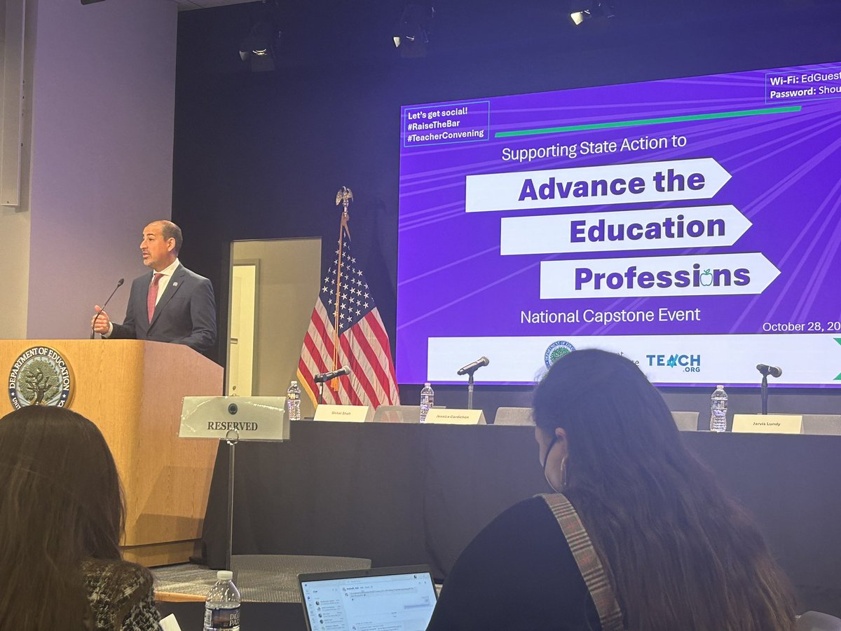 Melissa Tooley tweet media