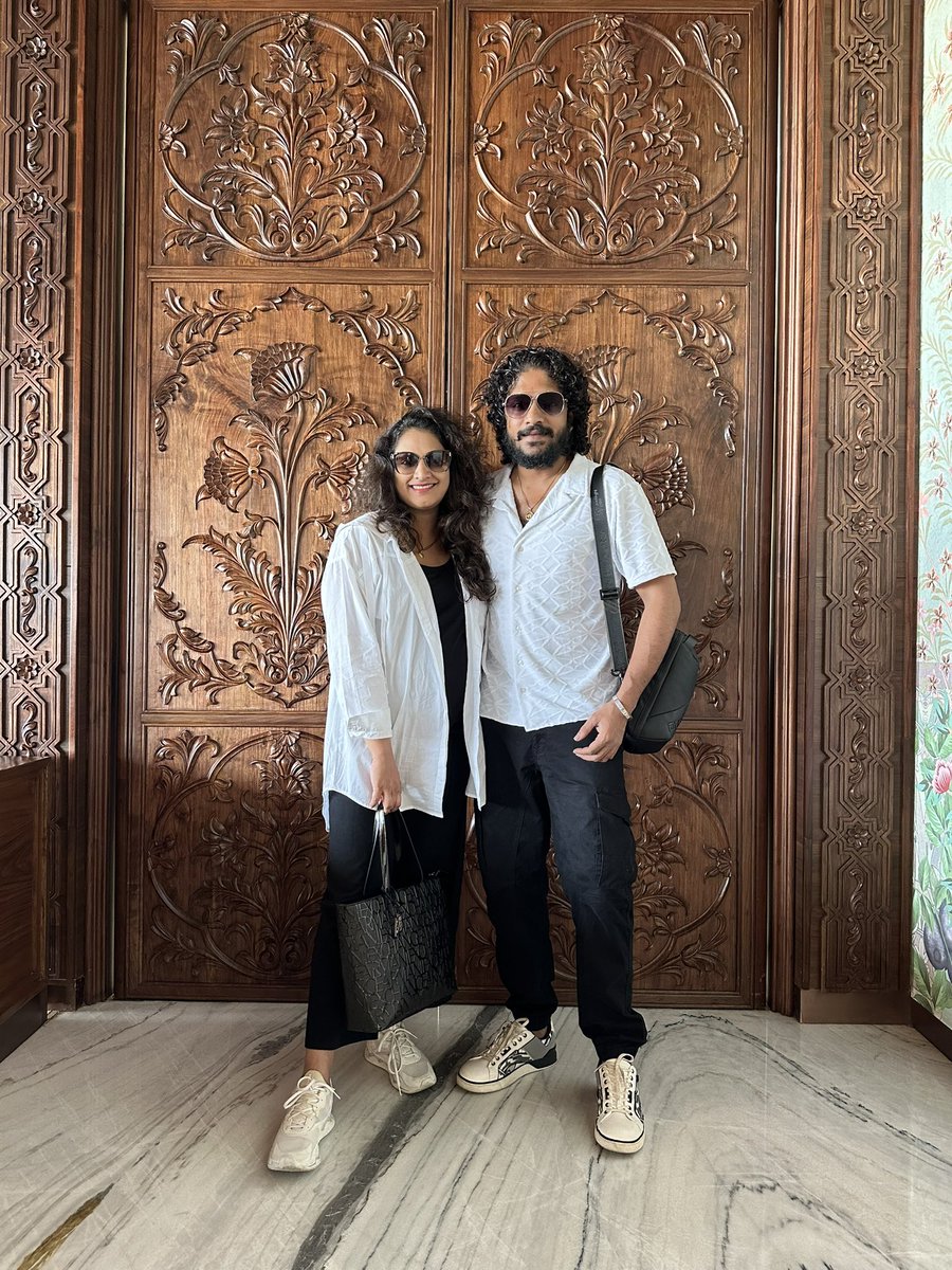 HariPrriya6's tweet photo. Birthday week is here &amp; the celebration begins 😬🥰 @ImSimhaa 
En route to …..!? 😉 

#simhapriya #birthday #travel #wanderlust 
#trawelmart #trawelmartexclusive
#myRIUtrip https://t.co/Qr0xEr9cHE
