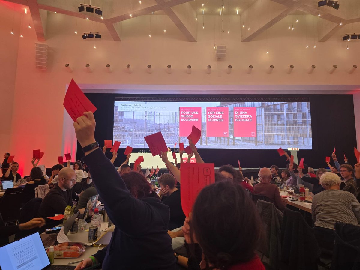 ZStadtfux's tweet image. Die #SP Schweiz fordert, dass sich die #Schweiz an internationales Recht hält und das #EGMR-Urteil zum #Klimaschutz akzeptiert und entsprechende Massnahmen einleitet.