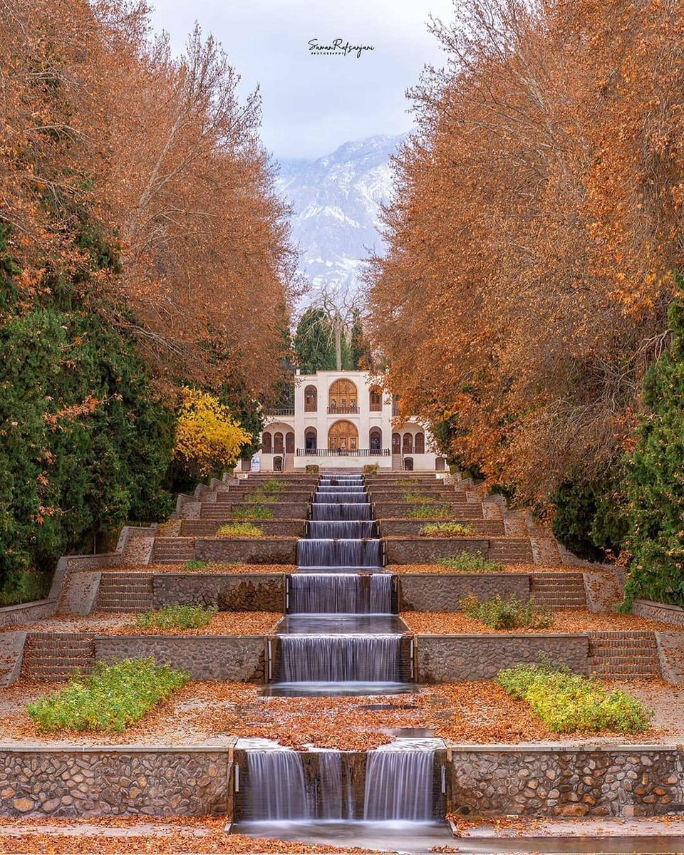Iranland7's tweet photo. کرمان ، باغ شاهزاده ماهان

📸 : Saman rafsanjani https://t.co/XV3pKP1LKF