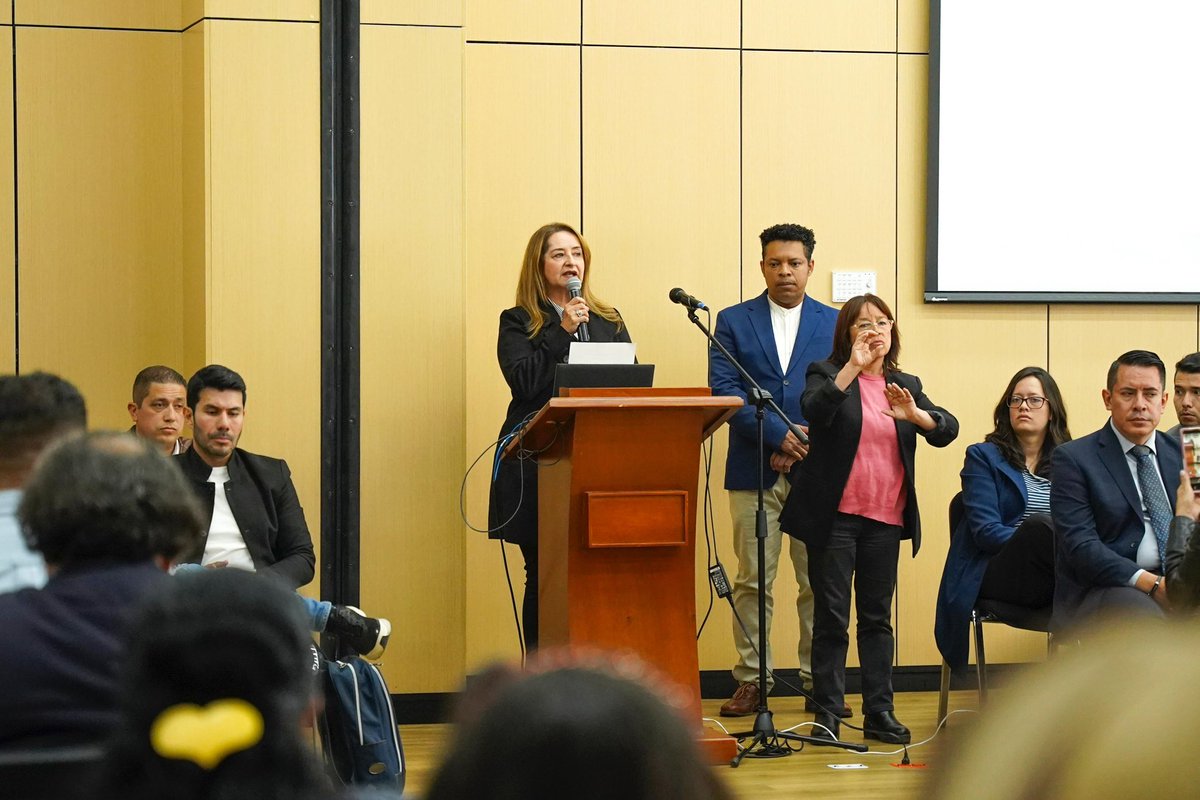 Isabelhortua_'s tweet photo. Quiero agradecer a la Junta Administradora Local por ser el motor en el proceso de selección, siendo rigurosos en toda la revisión de las y los aspirantes. https://t.co/ar38twCgLb