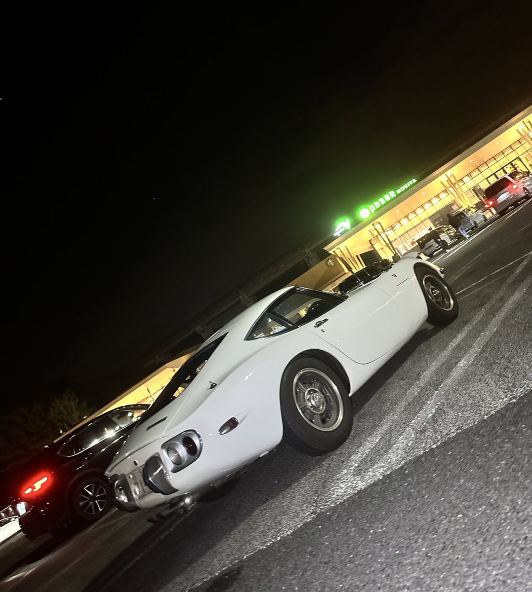 jahrree's tweet image. what y’all know about this